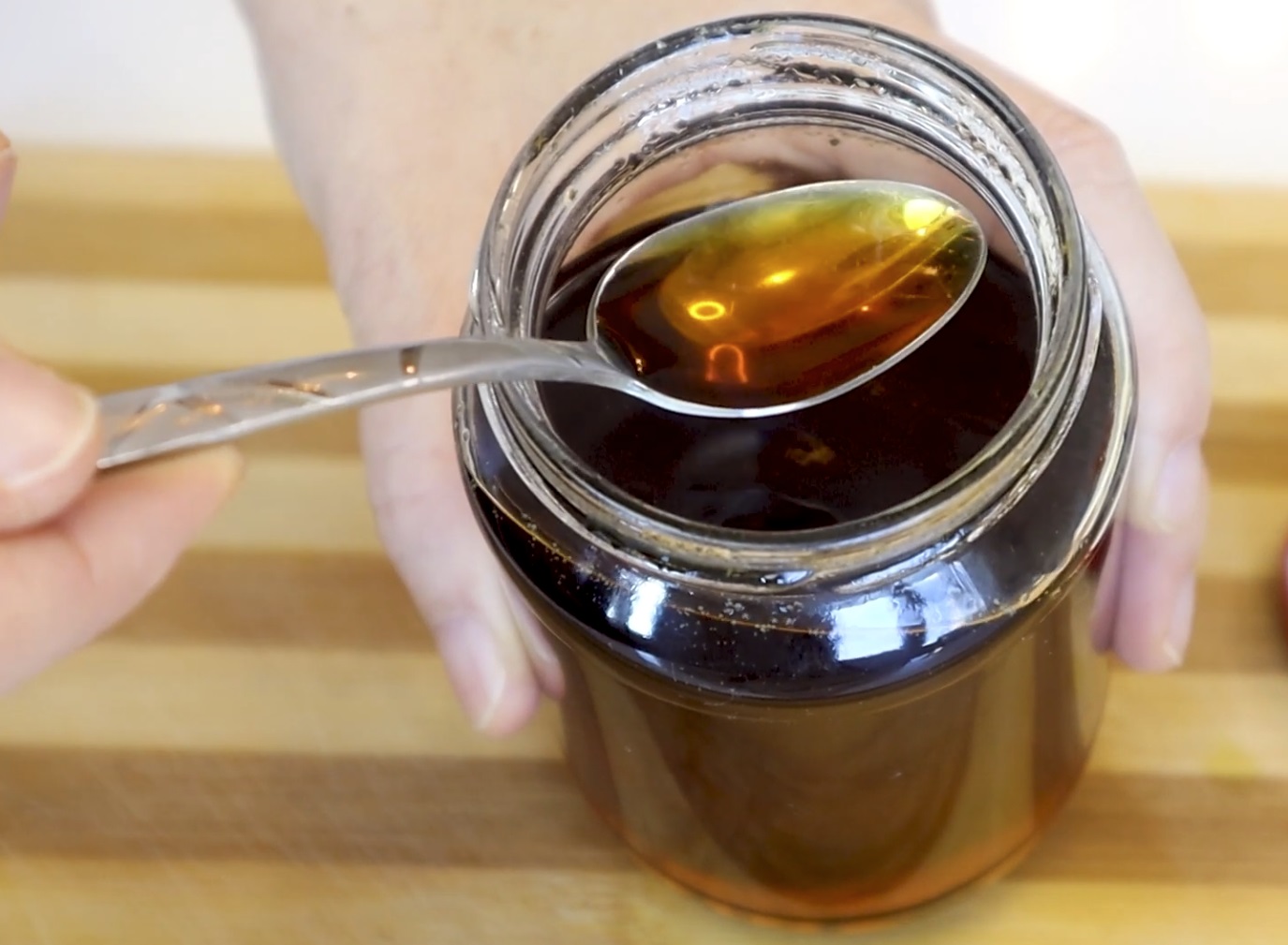 лъжица сироп