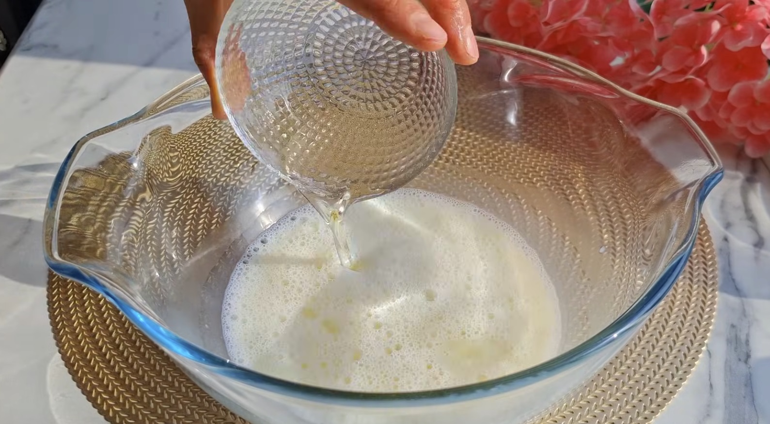 олио в яйцата