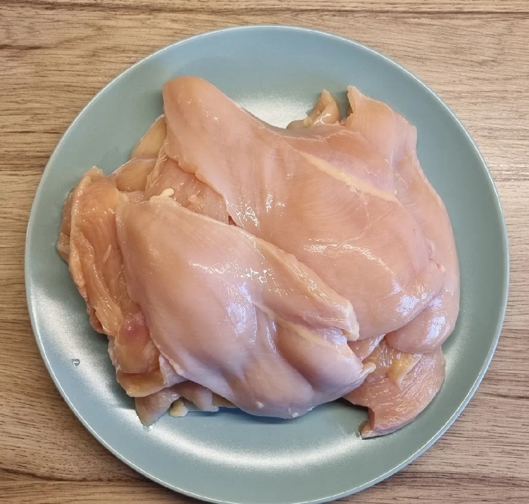 сурови гърди