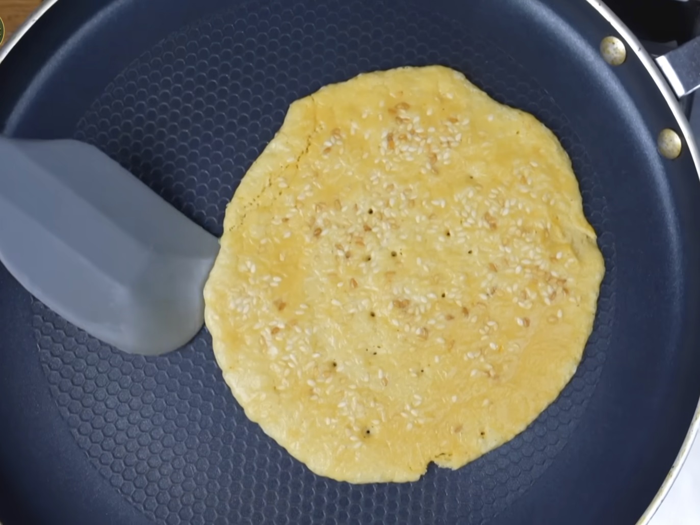 питка със сусам