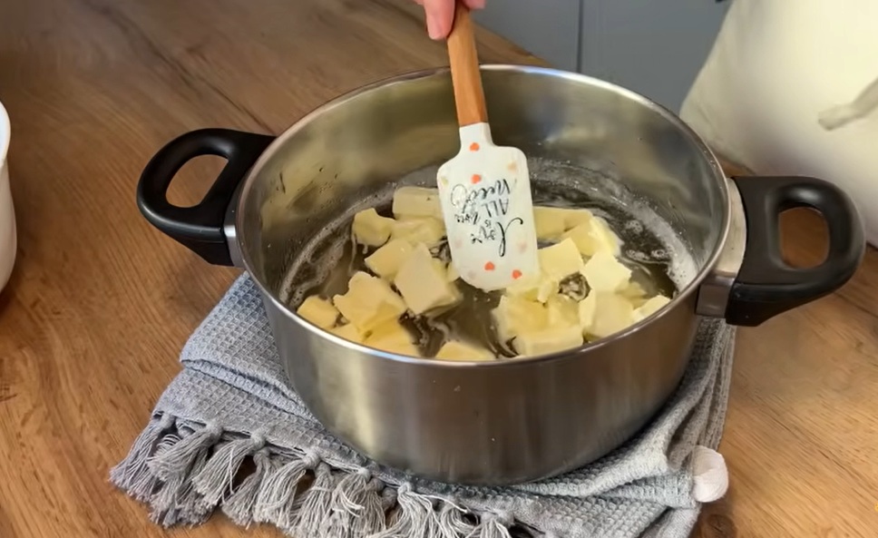 масло в тенджера