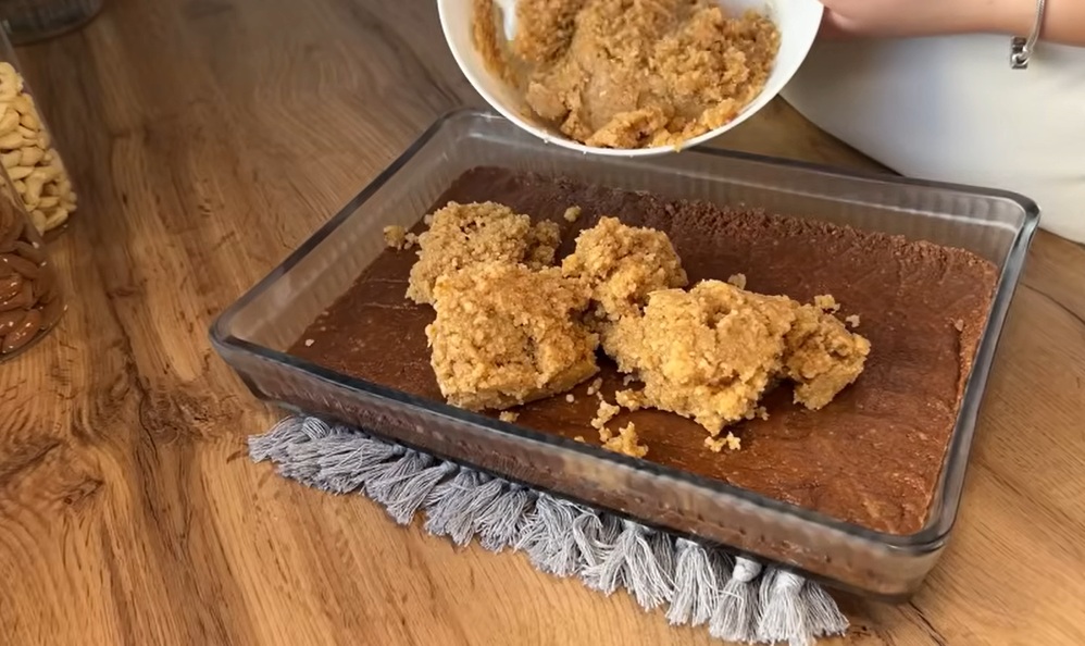 светло тесто в тавата