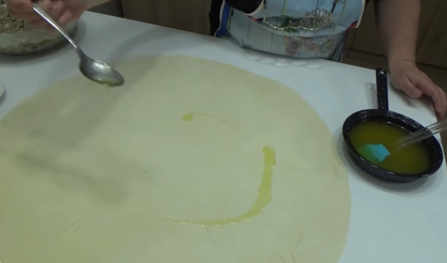 тънка кора с масло