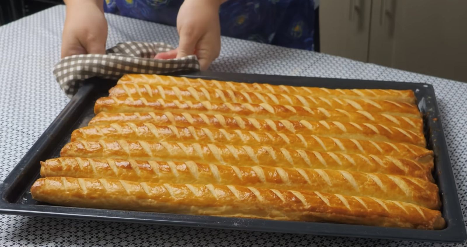 изпечени рула