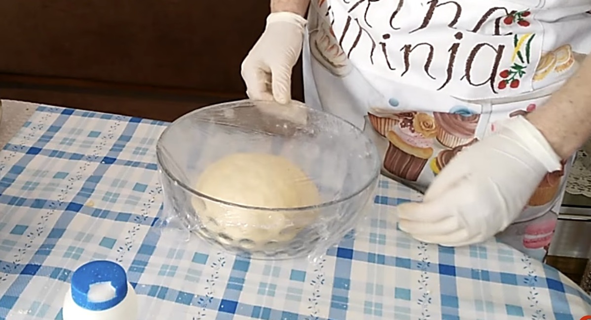 тесто под фолио