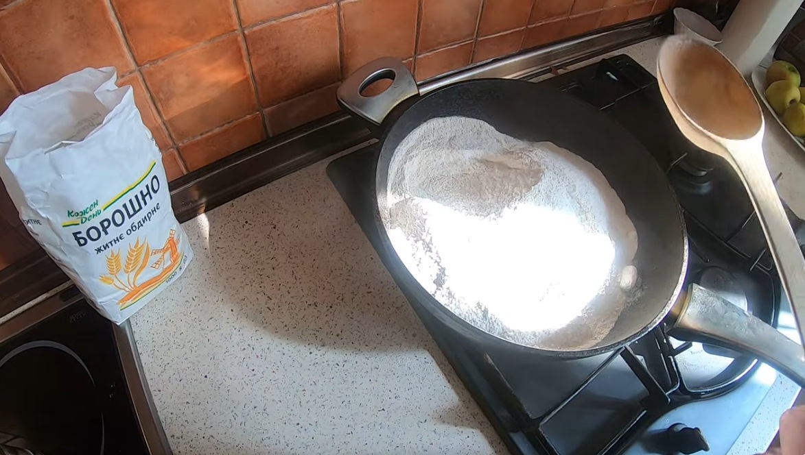 тиган с брашно