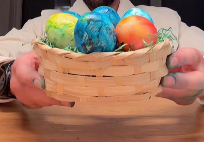 кошница с яйца