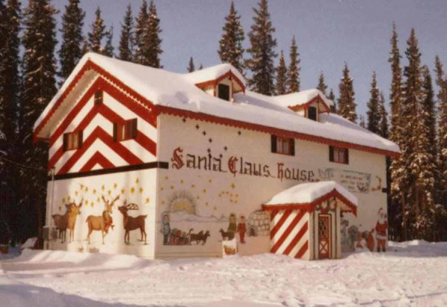 къща Дядо Коледа Аляска