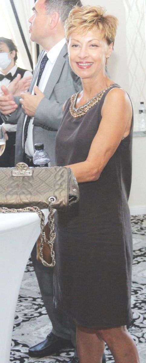  Радина Червенова красива 