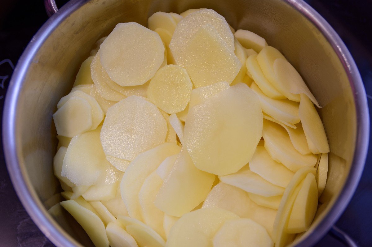 картофи 