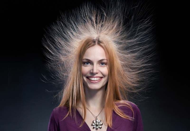 наелектризирана коса