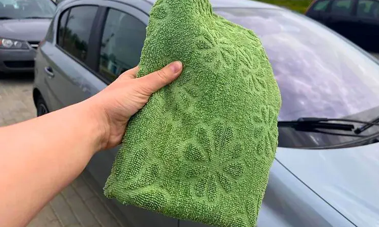 зелена хавлиена кърпа