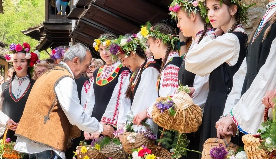 Лазаруване