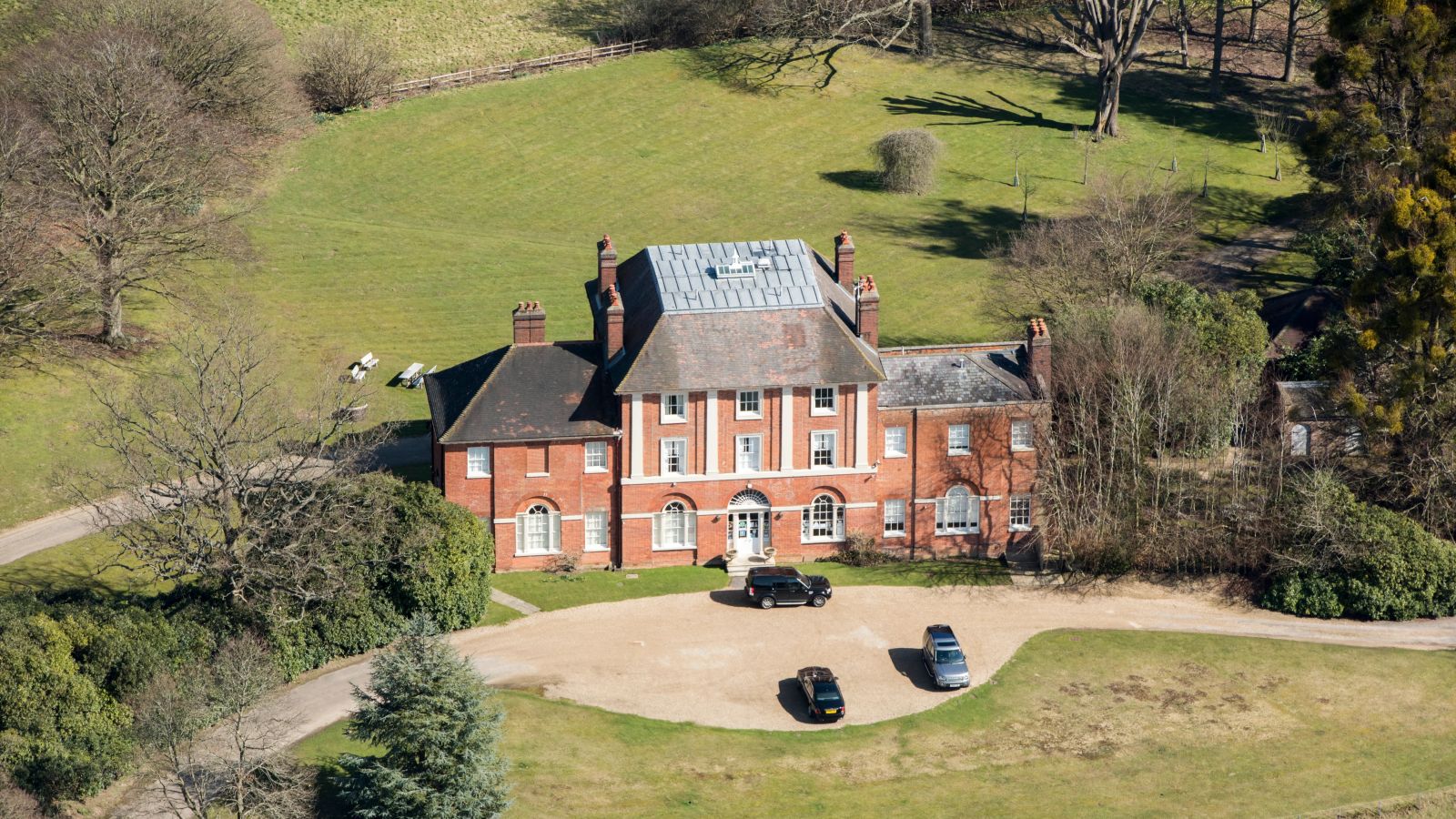 Forest lodge