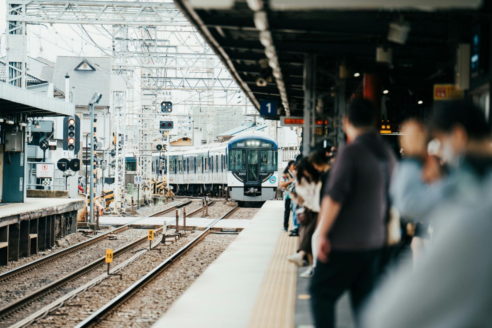 влак Япония