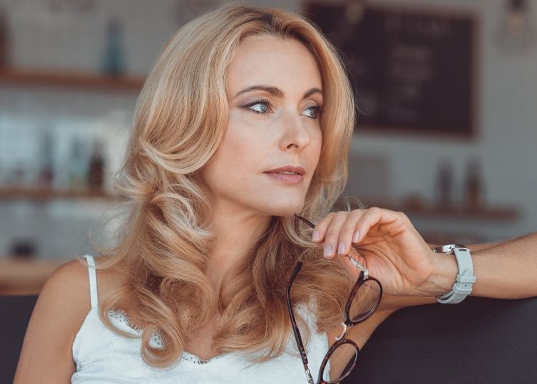 красива жена на 50