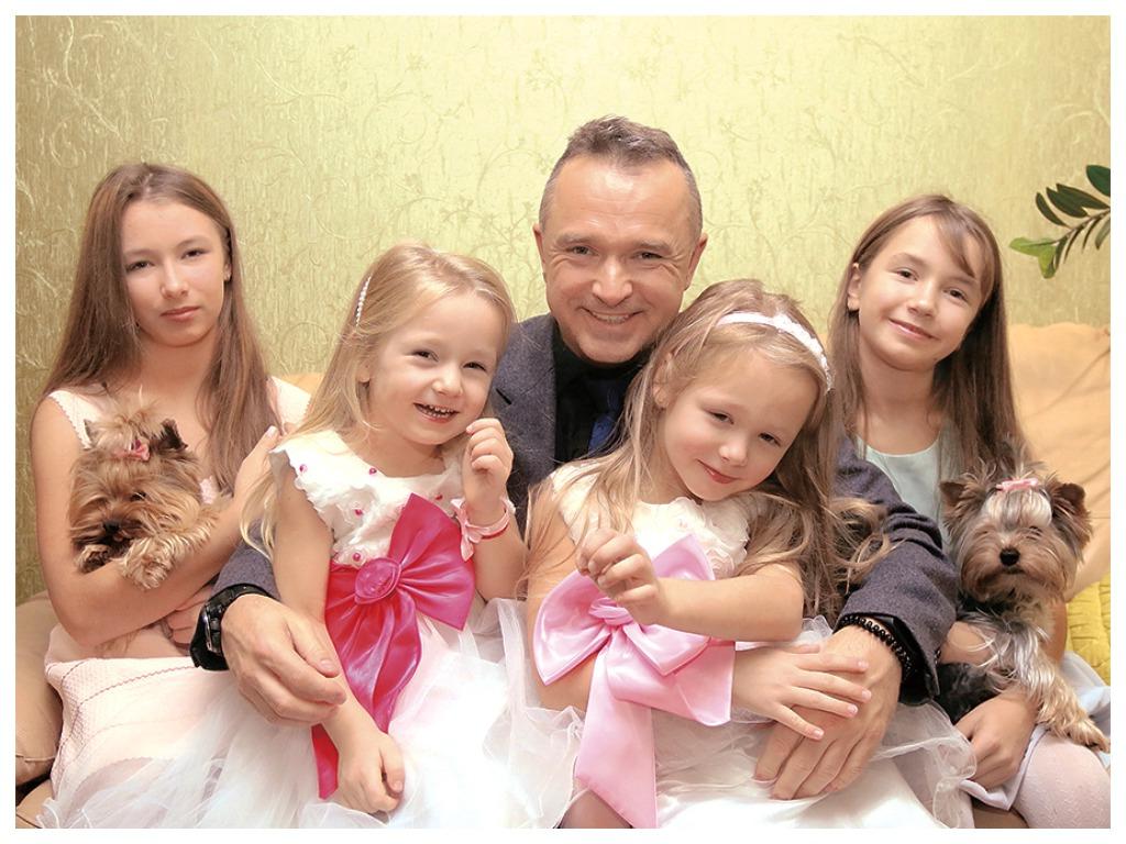  баща на девойки 