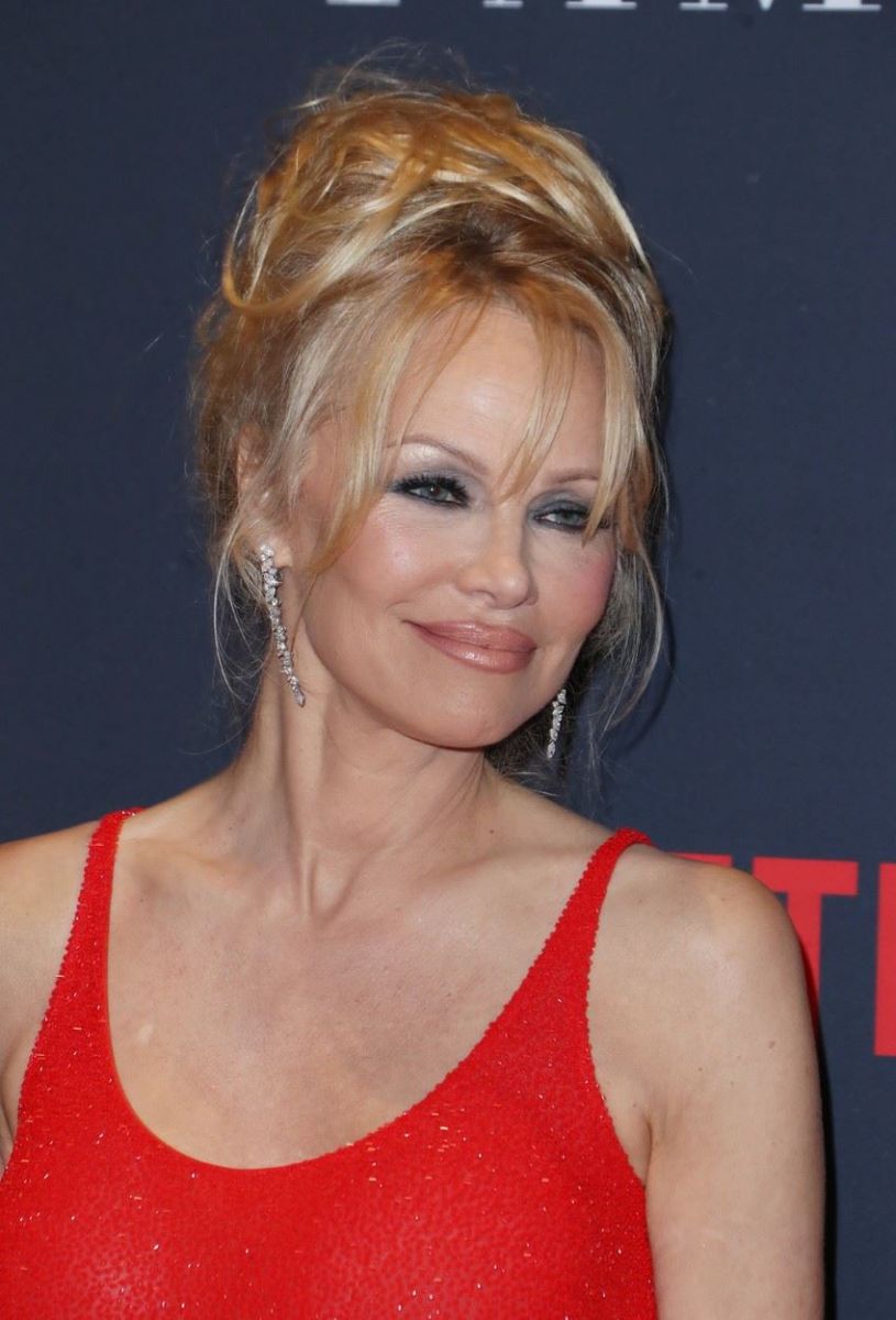 Памела АНдерсън бретон