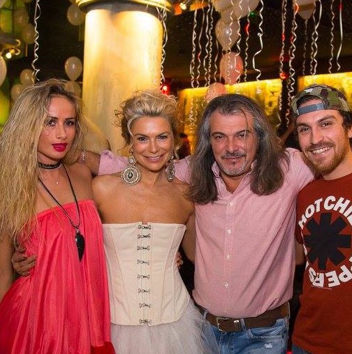  семейство Халваджиян 