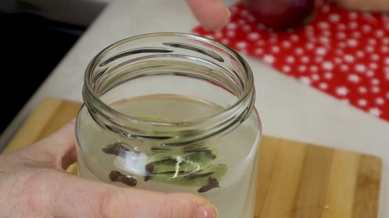  вода с дафинов лист 