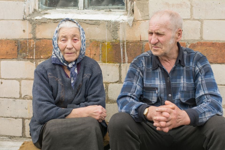 двойка старци