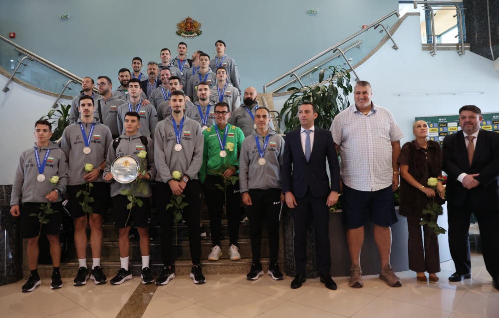 волейболен отбор посрещане