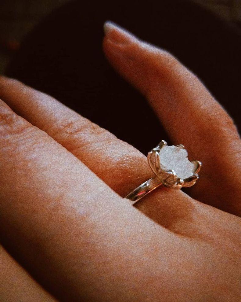 красив годежен пръстен
