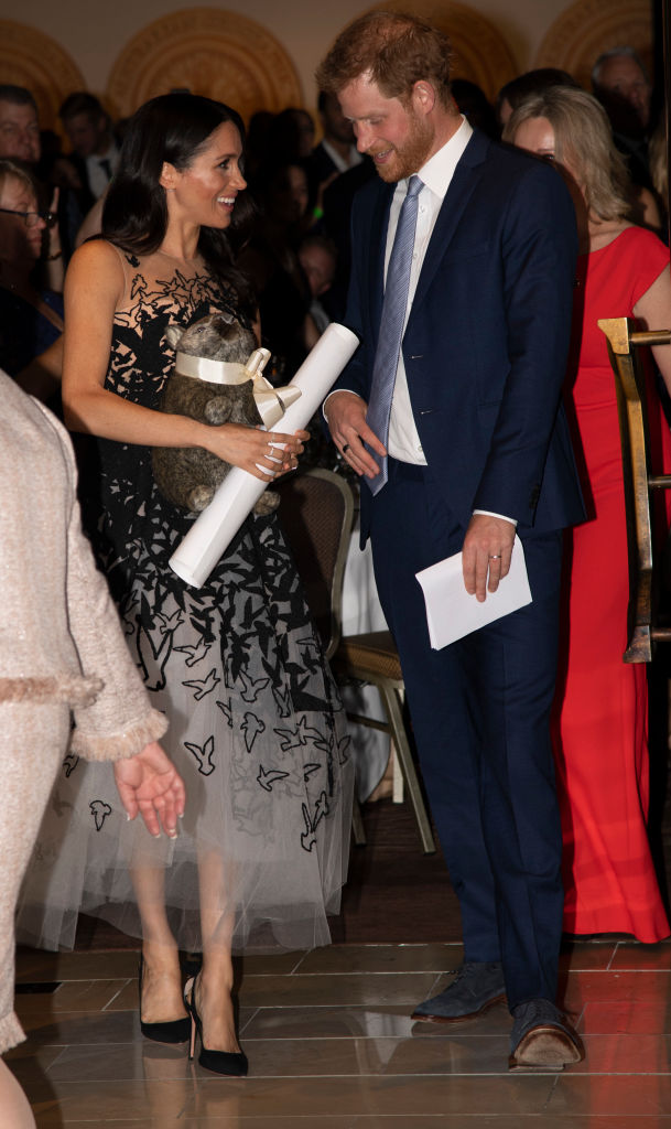 Ослепителната Меган в рокля на „Оскар де ла Рента“ 