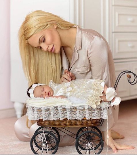 Вероника Стефанова бебе