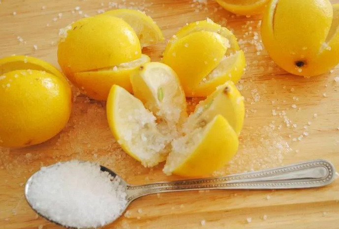 лимон със сол