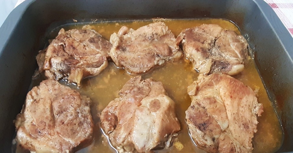 свинско в тава