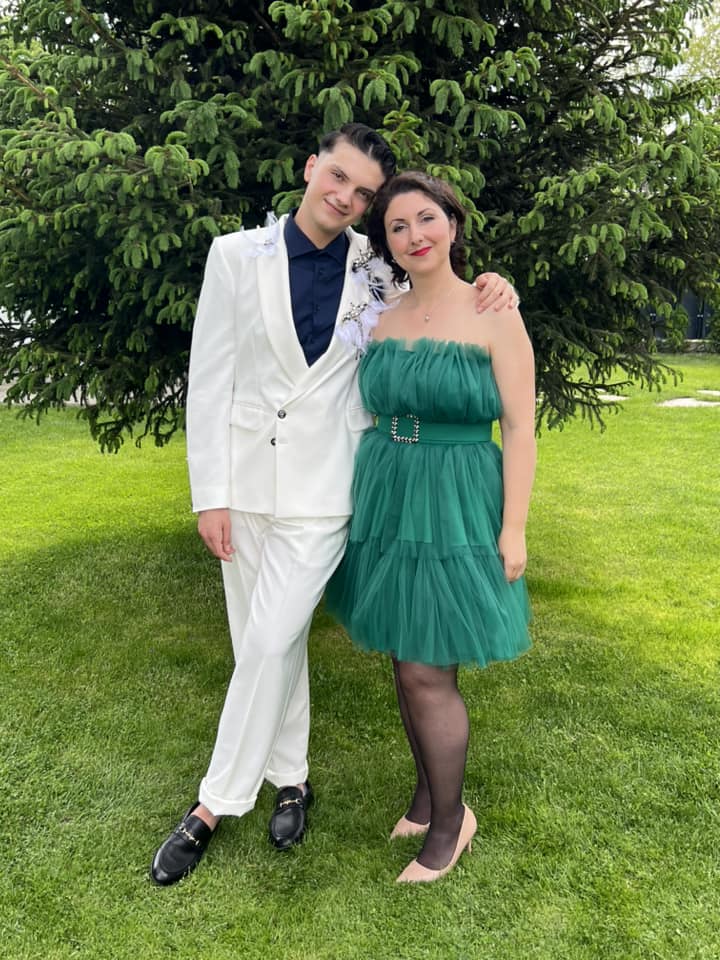  Стефан с майка си 