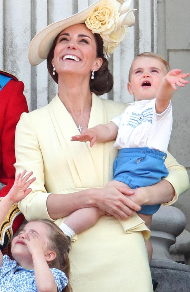 принц Луи с майка си