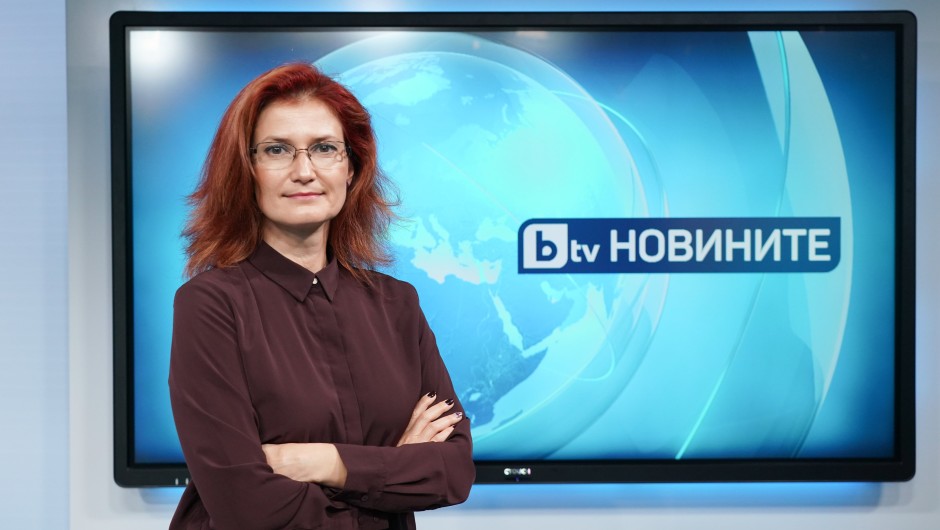 Веселина Петракиева журналист