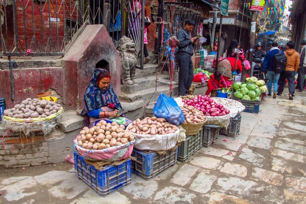 пазар в Непал