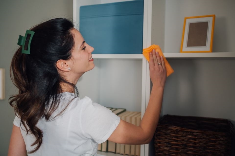 бърсане на прах