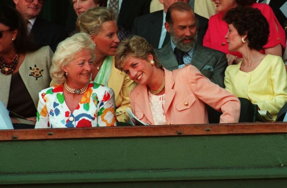 ДАяна с майка си