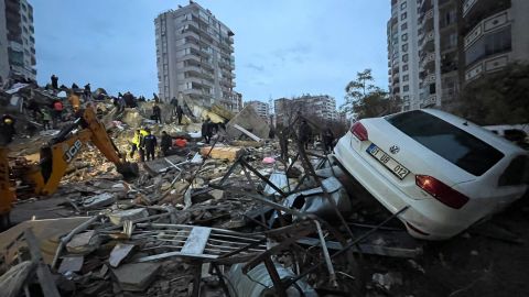 земетресение Турция разрушения