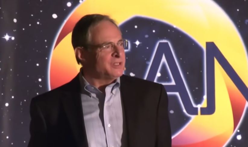 Брус Грейсън опит