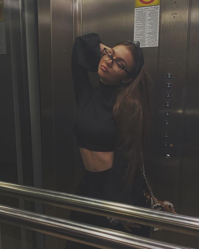  Крисия Тодорова 