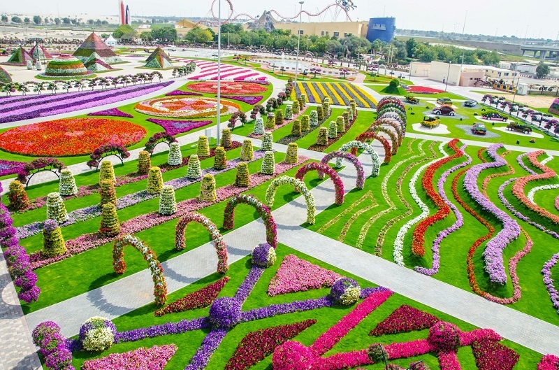 цветен парк Дубай