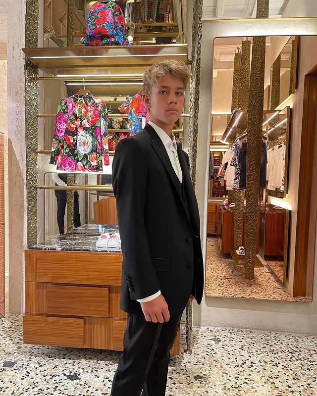  Нана Гладуиш наследник 