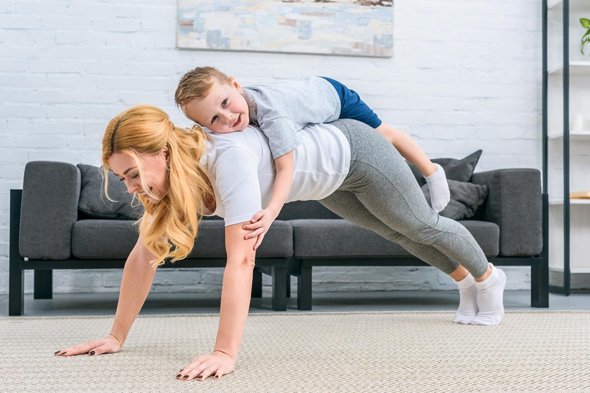упражнения мама и бебе
