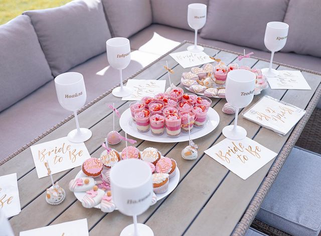  моминско празненство 