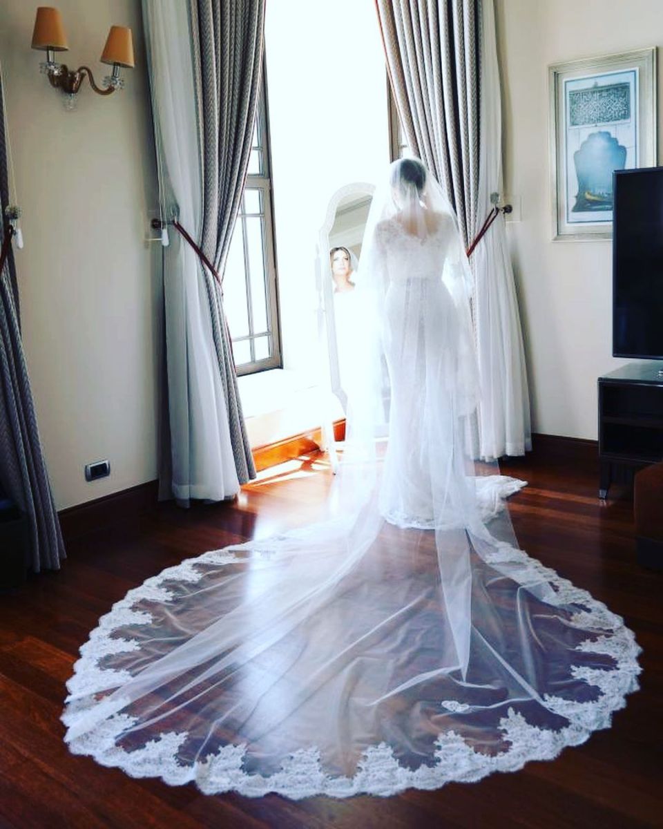  Еда Едже сватбена рокля 