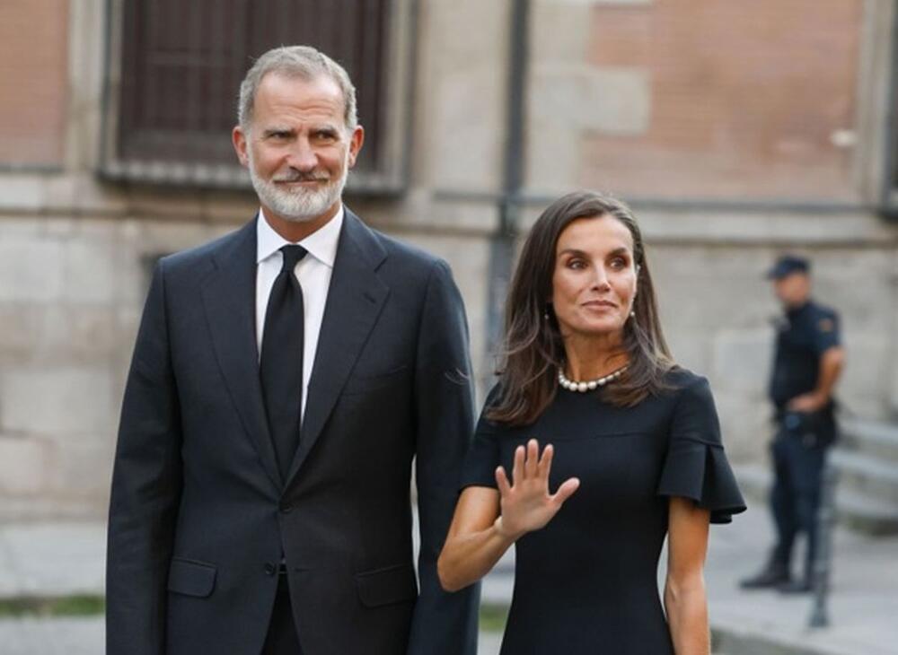 крал Фелипе скандал