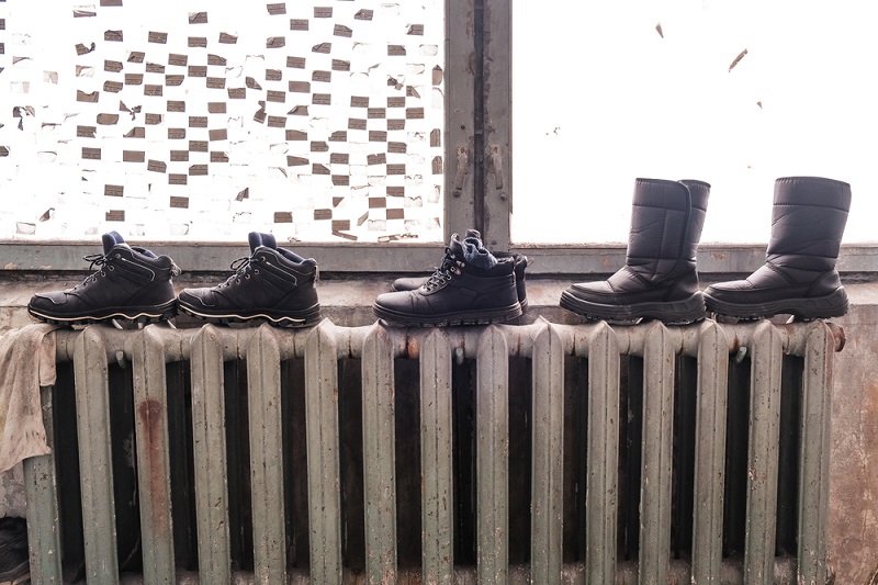 грижи за кожени обувки през зимата