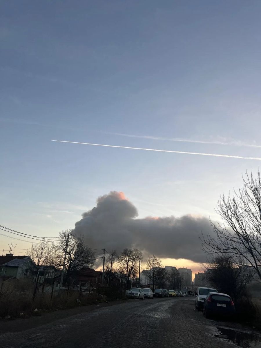 гъст дим пожар