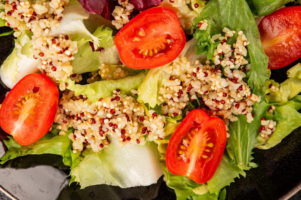 салата с киноа