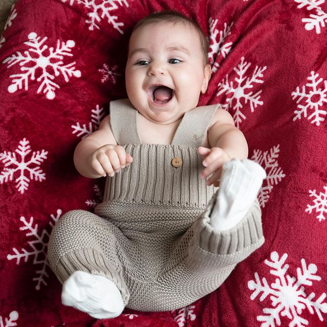  Елизабет на Маги Джанаварова 